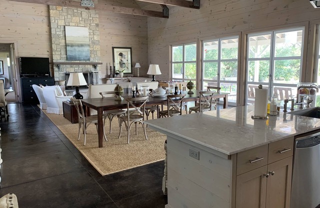 Great Family Compound five miles from Round Top