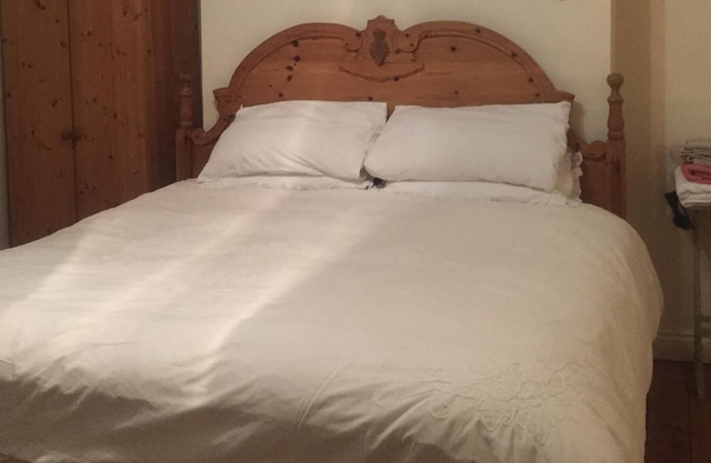 GREAT FOR LARGE GROUPS - CLOSE TO DURHAM CITY & UNIVERSITY