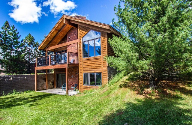 Great lakeside home for outdoor fun by Devil Track Lake near Grand Marais, MN.
