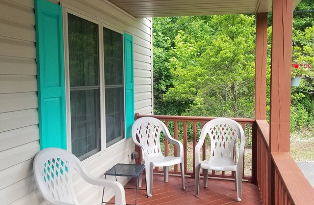 Great location for Asheville/Hendersonville in Fletcher, NC at a Great Price!