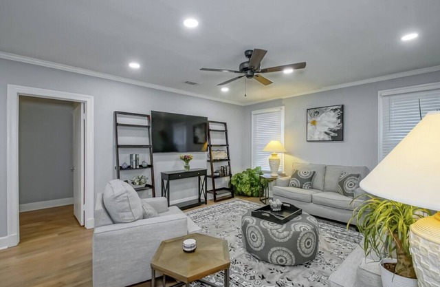 GREAT LOCATION FOR LSU, RAISING CANES RIVER CENTER.