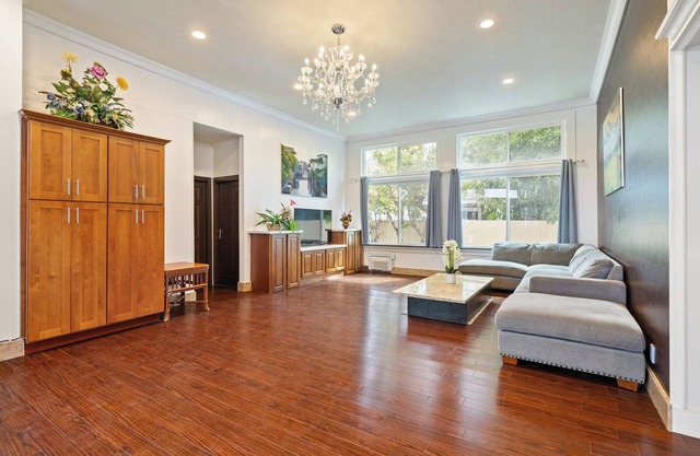 Great Price! 2600sf 5 bedroom 3 bath Gated New House Steps from Waimanalo Beach