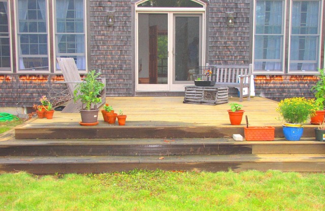 GREAT PRICE!PETS WELCOME! 2 Decks, Porch,Linens Included,Outdoor Shower, A/C