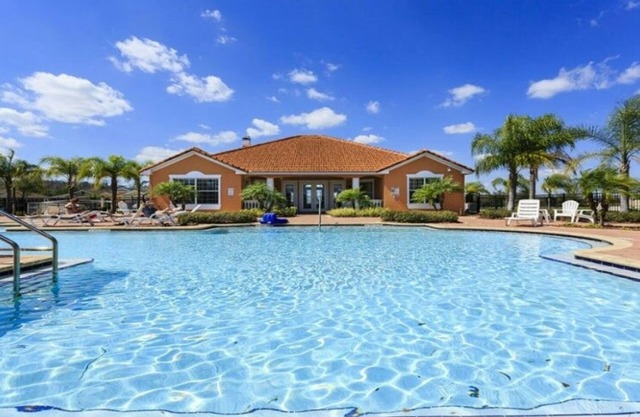 Great Vacation home near to Disney! 1085