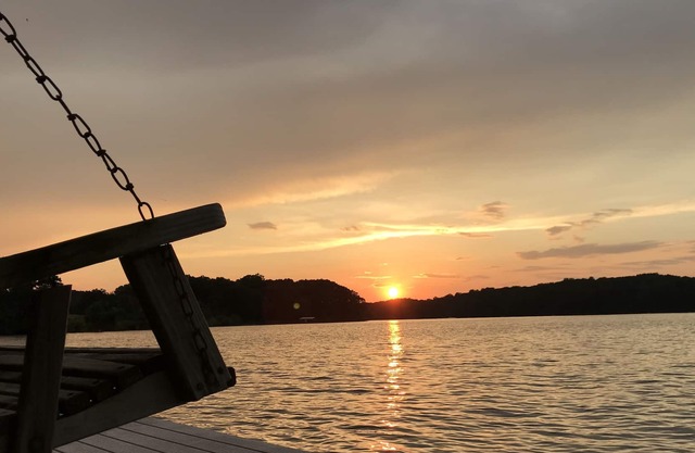 GREAT VIEW/SETTING!! - Deep Water, Sleeps 8, pet friendly, near I-85