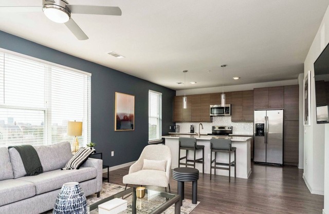 Green 1BD 11 - One Bedroom Apartment, Sleeps 2