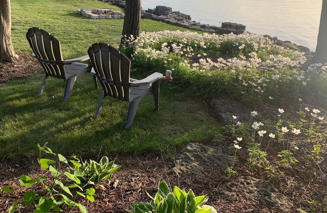 Green Bay Waterfront - Estate on the Lake