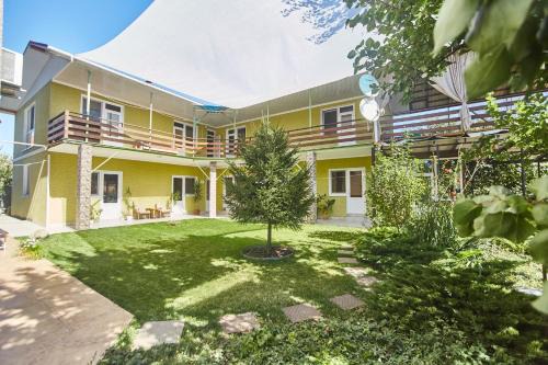 Green guest house
