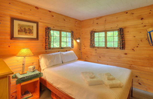 Greenvale Cove 8 - Greenvale Cove cottage community on Rangeley Lake