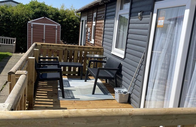 Grey shells 2-Bed Chalet in Bridlington south shore