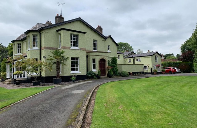 Ground floor apartment in The Coach House