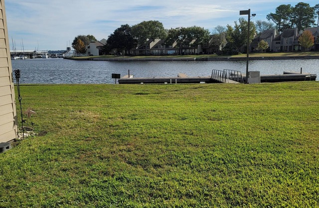 Ground Floor Waterfront Condo!