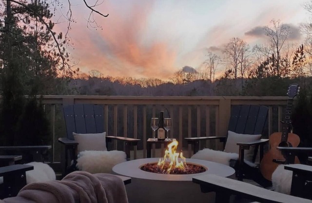 Group Home|Hot Tub|Game Room|Fire Pit|Pets