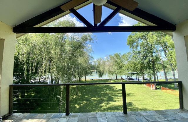 Guadalupe River Family Getaway in Seguin, Texas