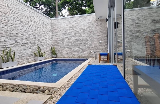 Guanacaste paradise! 4BR family oasis near beaches & airport. Explore and Relax