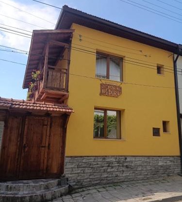 Guest house Dinaya-2
