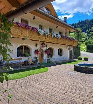 Guest House Kveder