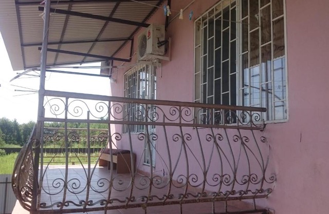 Guesthouse on Bratiev Ezugbaya 26