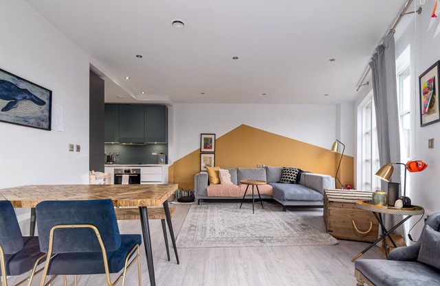 GuestReady - Contemporary living near Olympic Park