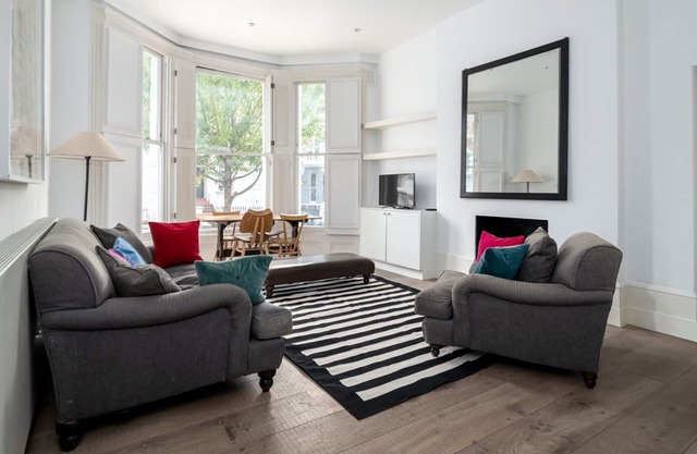 GuestReady - Cosy Apt near Portobello Road Market