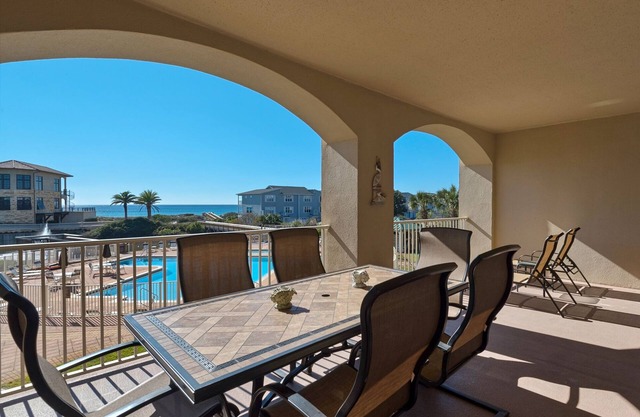 Gulf and Pool Views, Designated Beach Area, Free Seasonal Beach Service, Fantast