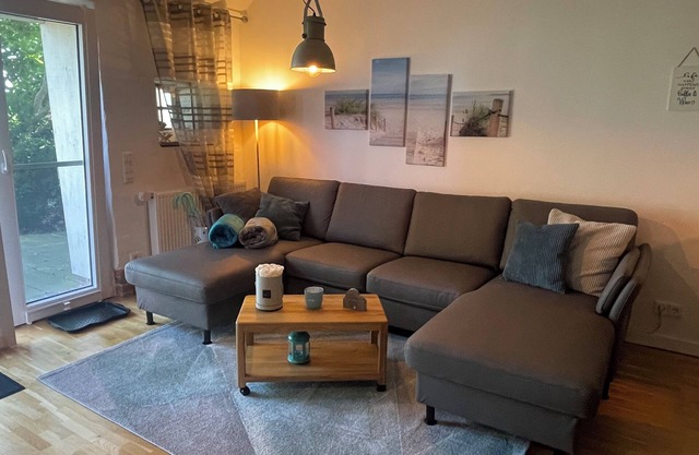 Gulfhof vacation apartment "Langeoog" with a view of the nature reserve