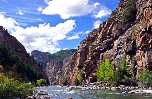 Gunnison River Vacation Home - Colorado Getaway