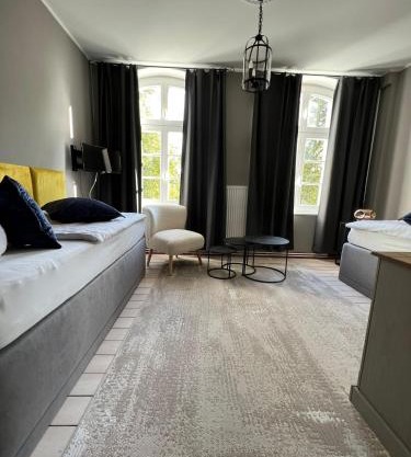 Gutshauszimmer Neu Gaarz