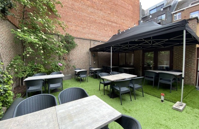 Guzy hotel
