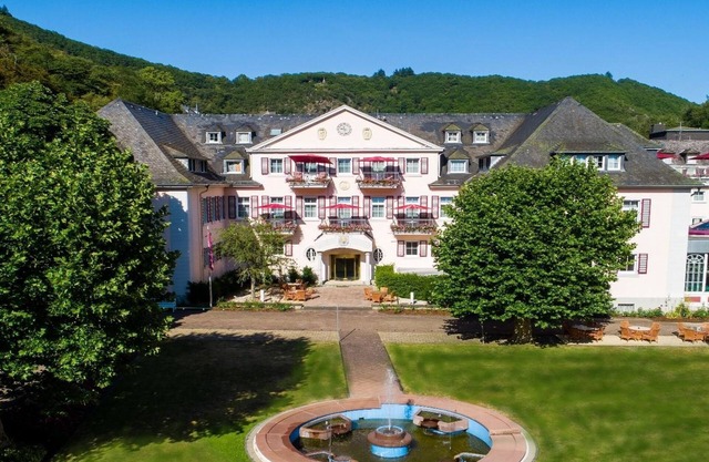 Häcker's Fürstenhof Wellness & Spa Resort - Double room shower/WC