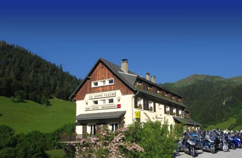 Hôtel - Restaurant - Bar - Le Sapin Fleuri