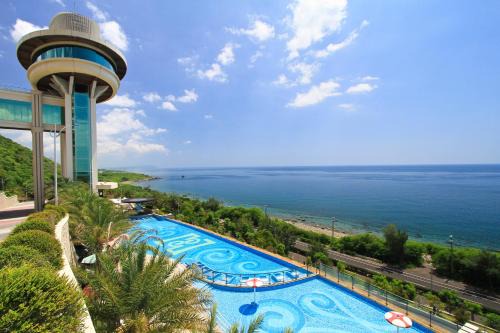 H Resort