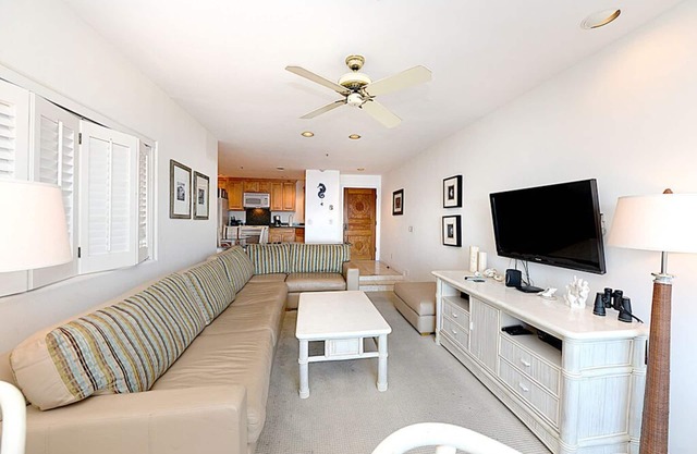 H178: 2Bd Villa, Full Ocean Views, Golf Cart, 1 step