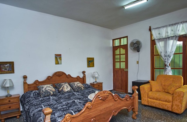 Hab lujosa centrica con pequeña piscina