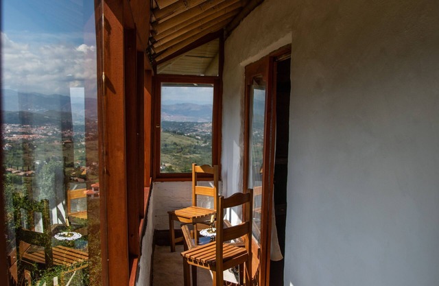 Habitación con Balcón Vista al Pueblo