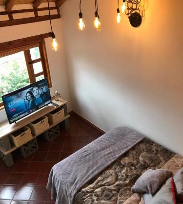 HABITACIÓN en CASA LOMA Guest house