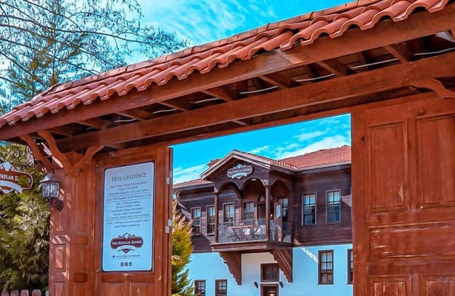 Haci Rifatlar Konagi