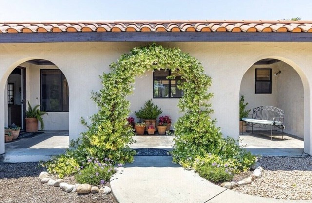 Hacienda Buena Vida and Casita in Central Coast Wine Country