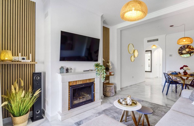 Hacienda del Sol - 2 Bed Apartment