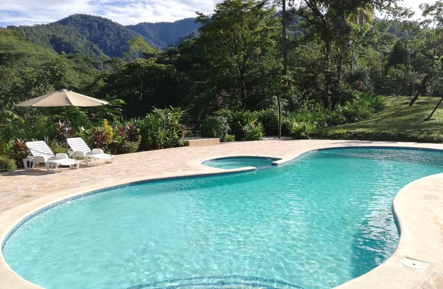Hacienda Mil Bellezas - nBungalow on Private 40ha Jungle Reserve
