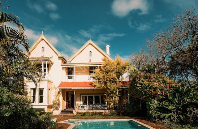 Hacklewood Hill Country House