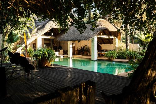 Hakunamatata Lodge & Health Spa