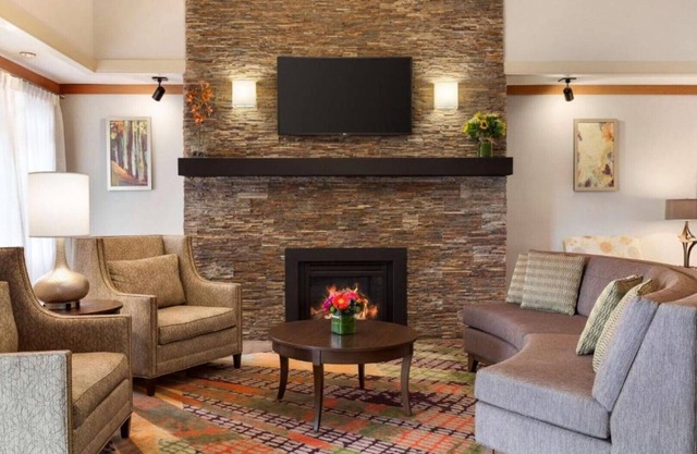 Halfway between SFO Airport and downtown !