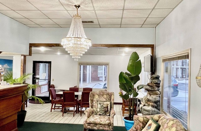 Hamilton Inn Jonesville NC