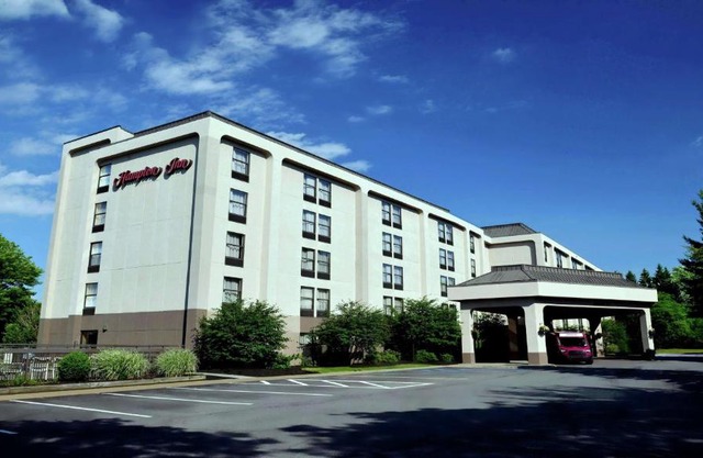 Hampton Inn Albany-Wolf Road