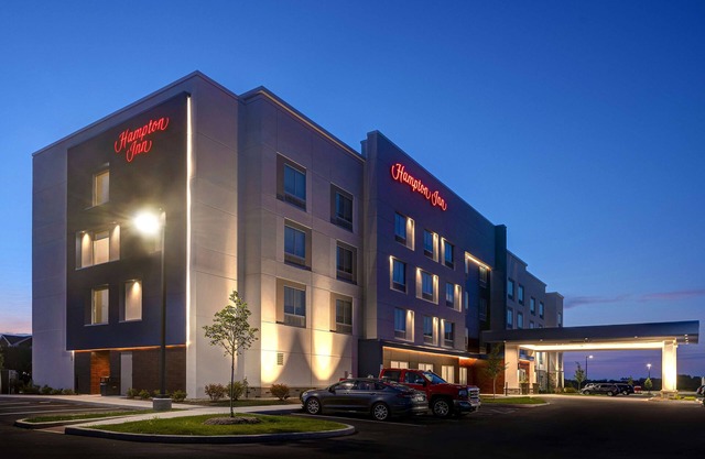 Hampton Inn Crown Point