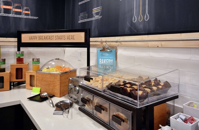 Hampton Inn Raleigh-Capital Blvd. North