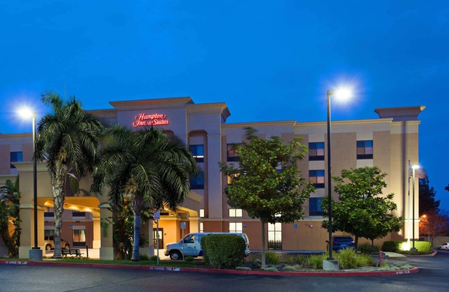 Hampton Inn & Suites Clovis-Airport North