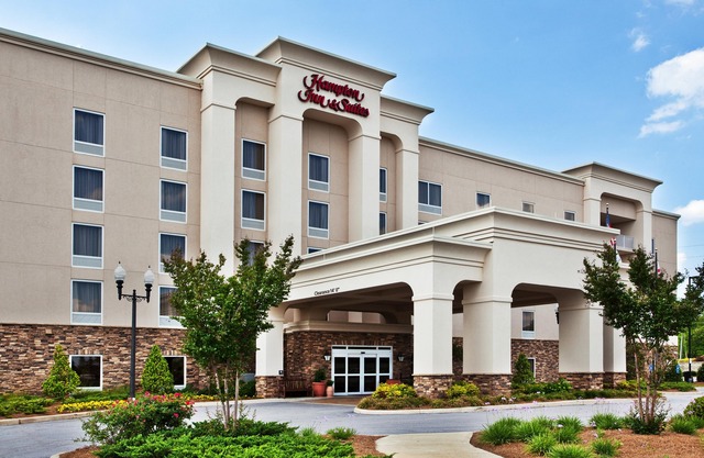 Hampton Inn & Suites Lanett/West Point