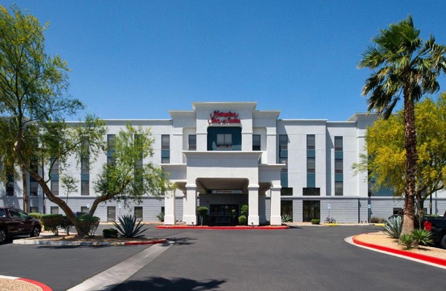 Hampton Inn & Suites Las Vegas Airport
